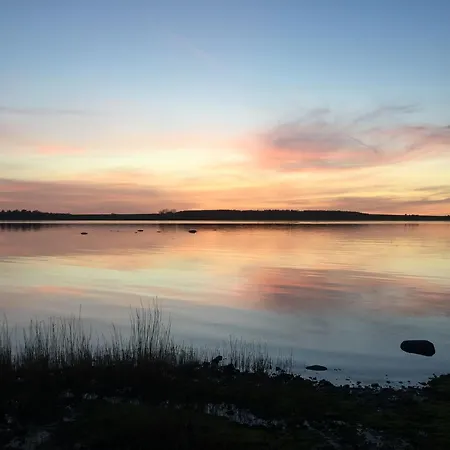 Sunset Over Water, 50 Mins From Copenhagen 펜션 Skibby